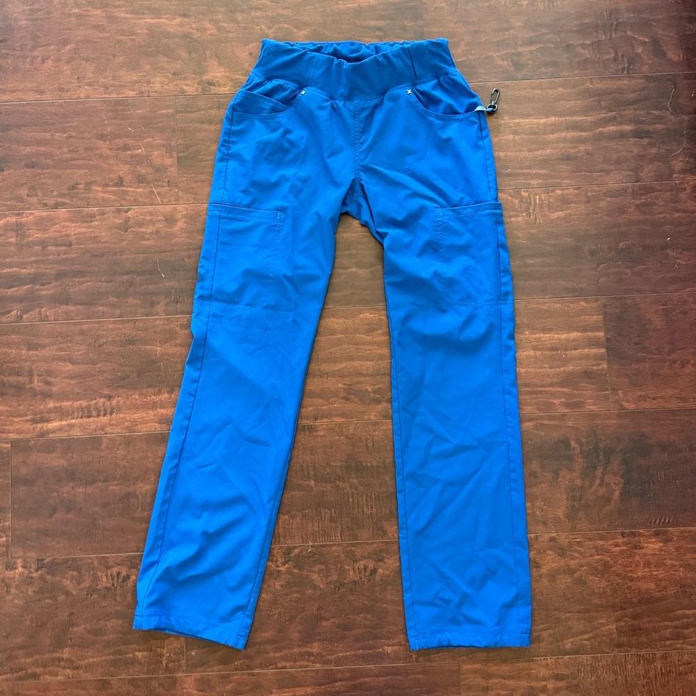 Royal Blue Cherokee flex scrub pants. Size XS. Like new condition.